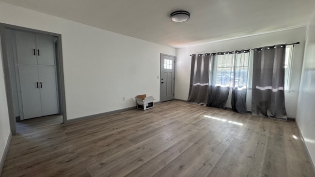 16744 Athol St in Fontana, CA - Building Photo - Building Photo