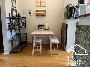 2019 N Humboldt Blvd, Unit 1E in Chicago, IL - Foto de edificio - Building Photo