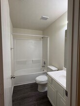 19802 Falling Stream Dr in Tomball, TX - Building Photo - Building Photo