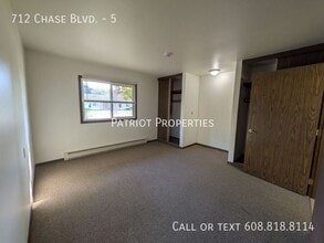 712 Chase Blvd in Sun Prairie, WI - Foto de edificio - Building Photo