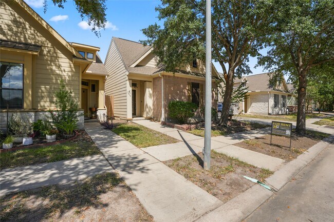 3619 Standing Rock Dr in Spring, TX - Foto de edificio - Building Photo