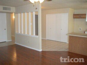 9215 Sophora Dr in Dallas, TX - Building Photo - Building Photo