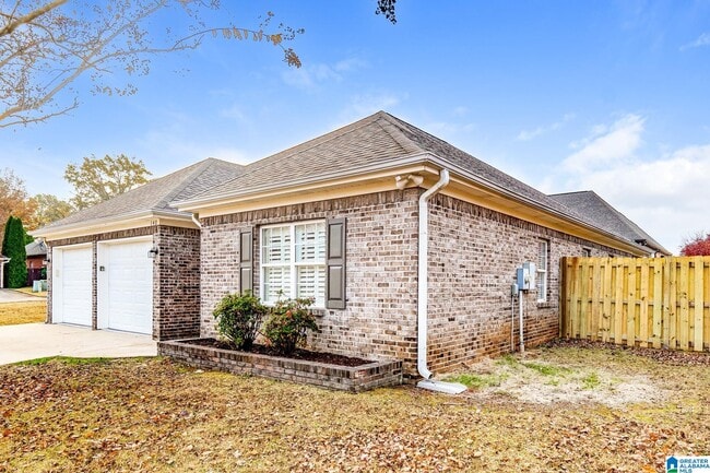 140 Camellia Ln in Pell City, AL - Building Photo - Building Photo