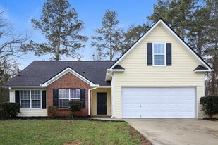 173 Williamsburg Way in Winder, GA - Building Photo