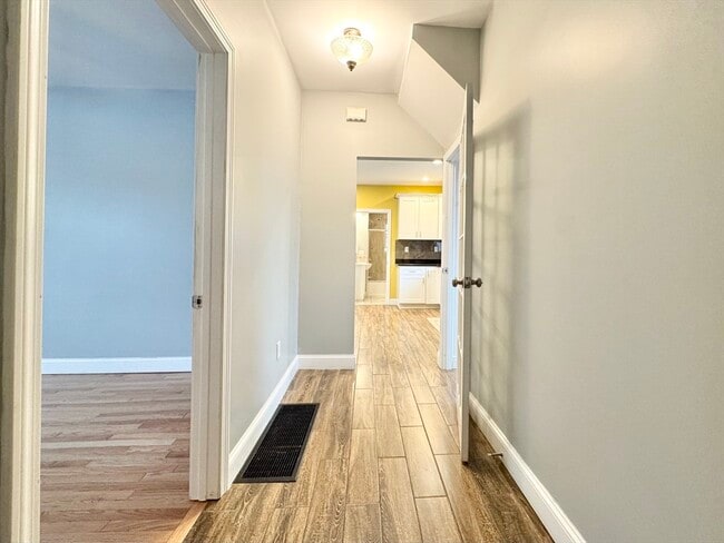 21 Shawmut St in Malden, MA - Building Photo - Building Photo