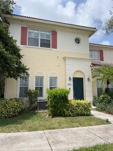 2167 SW 99th Way in Miramar, FL - Building Photo - Building Photo