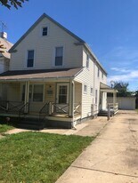 1625 Lakewood Ave in Lakewood, OH - Building Photo