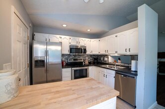 50 Catalpa Ct in Lafayette, IN - Foto de edificio - Building Photo