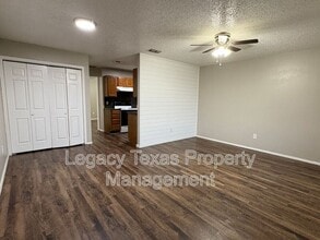 1410 Courtney Pl in Cleburne, TX - Building Photo - Building Photo