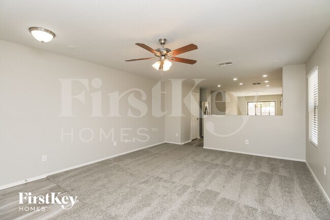 3741 E Jasper Dr in Gilbert, AZ - Foto de edificio - Building Photo