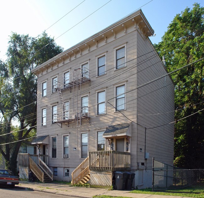 1115-1117 Myrtle Ave in Cincinnati, OH - Building Photo - Building Photo