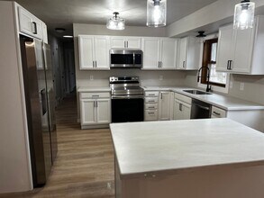 1706 S Seminole Rd in Appleton, WI - Building Photo - Building Photo