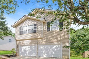 2264 Creekview Trail