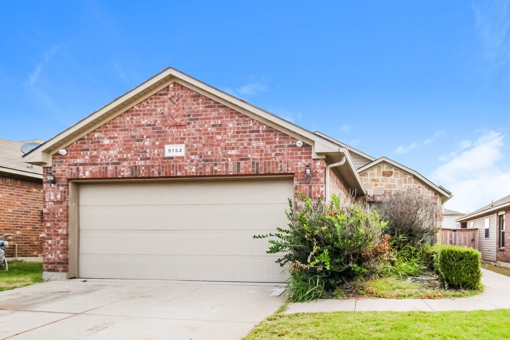 5152 Britton Ridge Ln in Fort Worth, TX - Building Photo