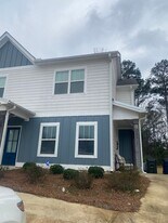 702 Northern Village Ct in Auburn, AL - Building Photo
