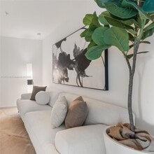 10281 W Bay Harbor Dr in Bay Harbor Islands, FL - Building Photo - Building Photo