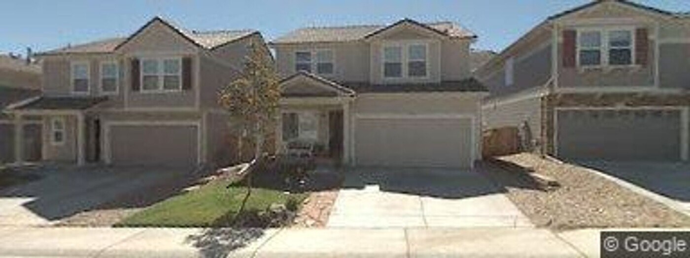 3988 Alcazar Dr in Castle Rock, CO - Building Photo