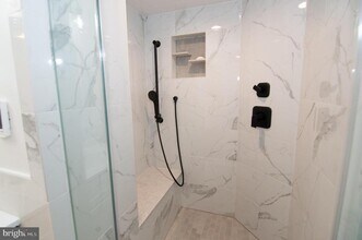 404 Talahi Rd SE in Vienna, VA - Building Photo - Building Photo