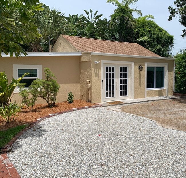 105 E Melbourne Ave Rentals in Melbourne, FL