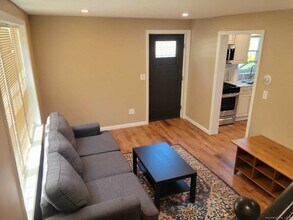 62 High Ridge Dr in Bridgeport, CT - Building Photo - Building Photo