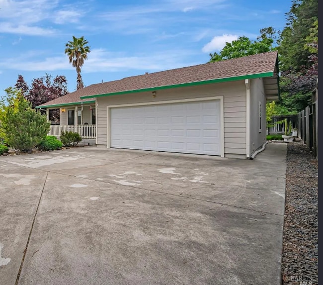 6112 Wright Way