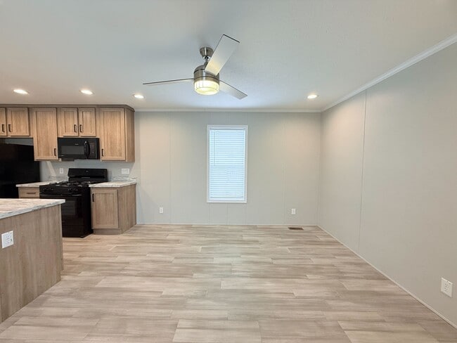 52962 N Yorktown Ct in Chesterfield, MI - Foto de edificio - Building Photo