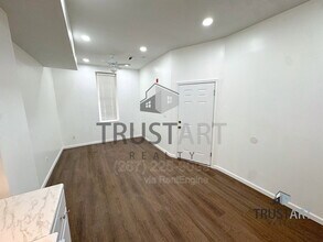 910 N 41st St in Philadelphia, PA - Building Photo - Building Photo