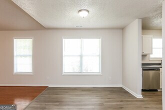 6802 Browns Mill Walk in Stonecrest, GA - Building Photo - Building Photo