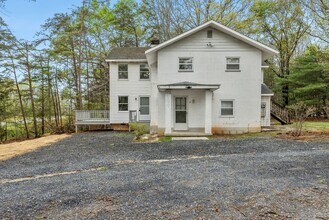 15487 W James Anderson Hwy-Unit -Unit C in Buckingham, VA - Building Photo - Building Photo