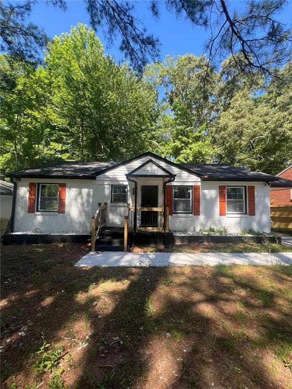 property at 2545 Plantation Dr