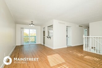 28 Trade Winds Dr in St. Peters, MO - Building Photo - Building Photo