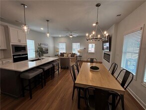 303 Frasier St SE in Marietta, GA - Building Photo - Building Photo