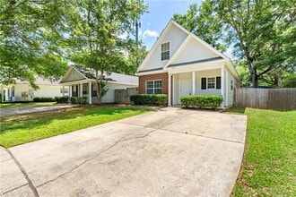 1998 Laurel Oak Ct in Mobile, AL - Building Photo - Building Photo