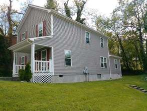 308 7th Ave in Radford, VA - Foto de edificio - Building Photo