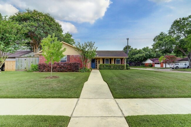 property at 2330 Willowby Dr