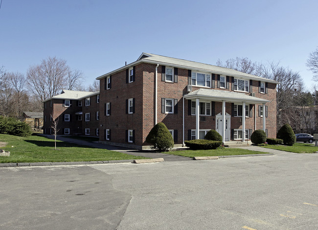 177 Crescent St in Shrewsbury, MA - Foto de edificio - Building Photo