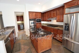 3000 Granite Pointe Dr in Reno, NV - Building Photo - Building Photo