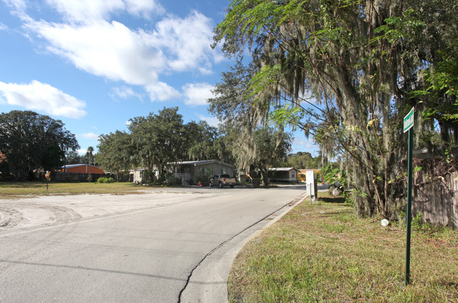 Oakbrook in Plant City, FL - Foto de edificio - Building Photo