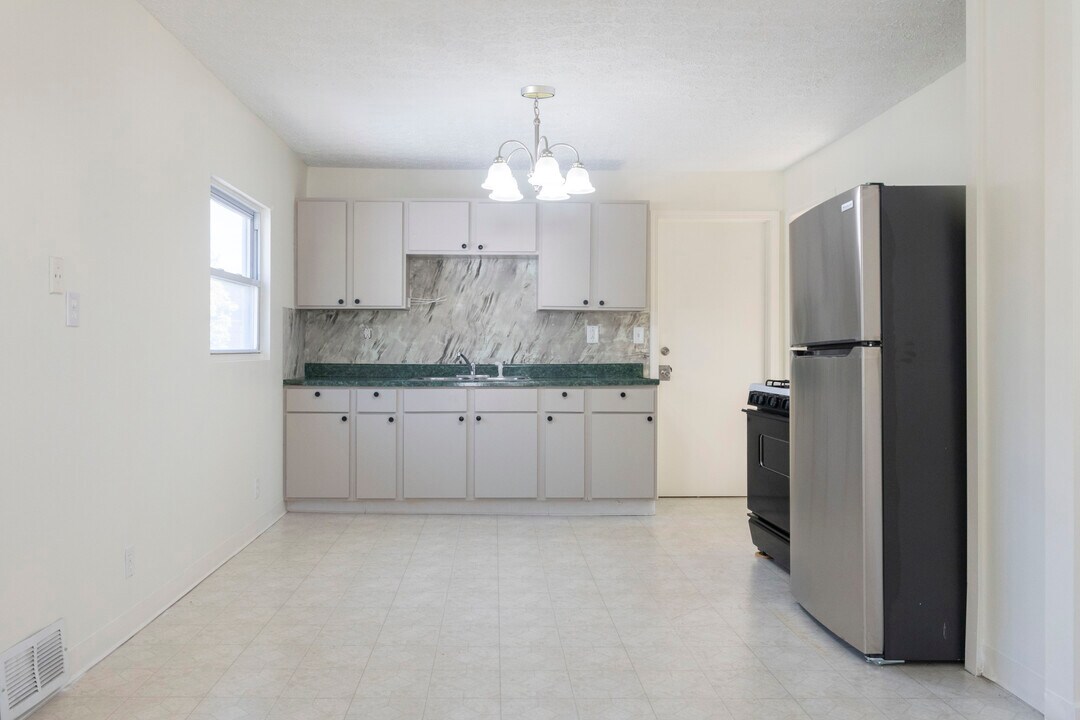 2301 Hood Ave in Cleveland, OH - Building Photo