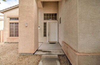 2026 E County Down Dr in Chandler, AZ - Building Photo - Building Photo