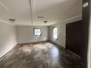 301 College Ave in Tupelo, MS - Building Photo - Building Photo