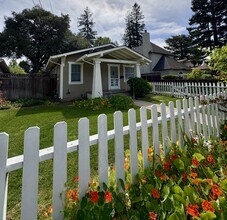 1122 Channing Ave in Palo Alto, CA - Building Photo - Building Photo