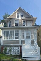 58 Phoenix Ave in Morristown, NJ - Building Photo