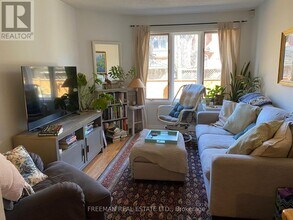 217 St George St in Toronto, ON - Building Photo - Building Photo