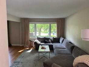 4128 Elm St in Downers Grove, IL - Building Photo - Building Photo