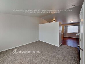 19389 E 41st Pl in Denver, CO - Foto de edificio - Building Photo