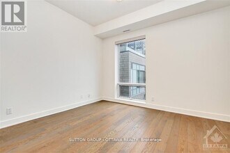 428 Sparks St. in Ottawa, ON - Building Photo - Building Photo