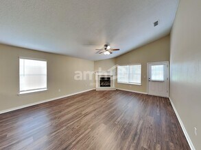 2671 Fernleaf Dr in Green Cove Springs, FL - Foto de edificio - Building Photo