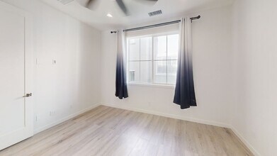 707 S Mosaic St in Anaheim, CA - Building Photo - Building Photo