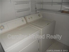 10675 Hill Point Ct in Charlotte, NC - Building Photo - Building Photo